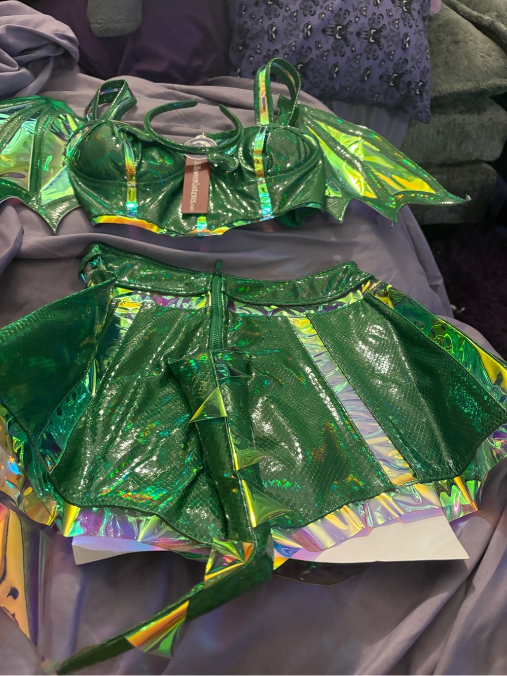 Green Dragon Wings Costume Set for women’s- Shiny Two-Piece - Picture 2 of 8